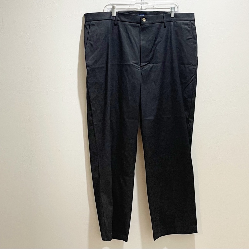 FALLS CREEK Men’s Straight No Iron Khaki Pants